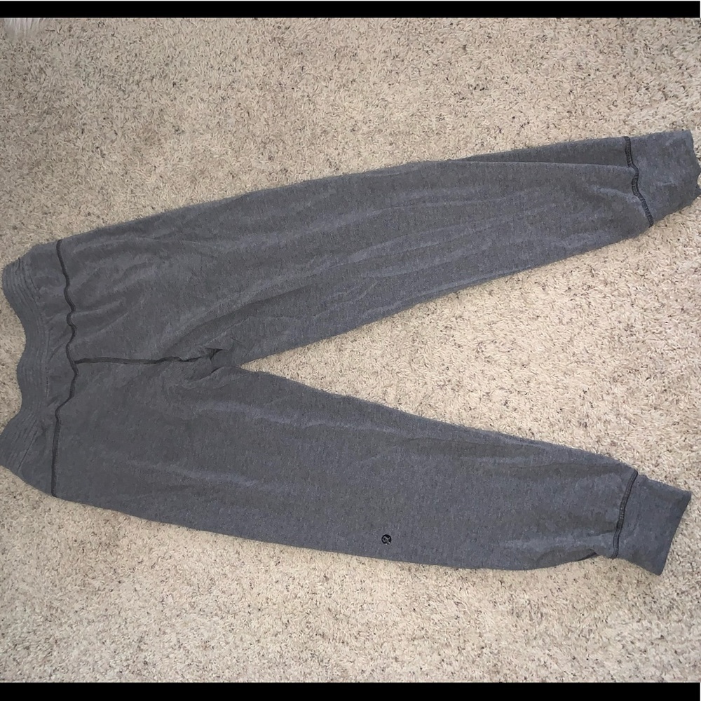 Grey lulu joggers